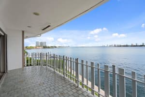 371 Wilma Circle 5, Riviera Beach, FL 33404 - MLS#R11117012