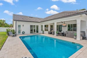 596 N Cypress Drive, Tequesta, FL 33469 - MLS#R11117024