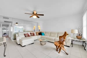 250 Richmond F 250, Deerfield Beach, FL 33442 - MLS#R11117036