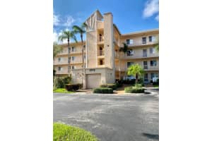 6935 Huntington Lane 108, Delray Beach