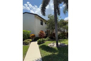 3236 Jog Park Drive, Greenacres, FL 33467 Sold 01/16/26