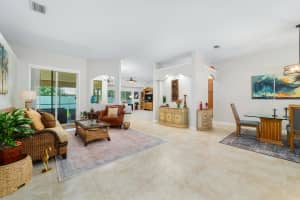 2185 3rd Lane, Vero Beach, FL 32962 - MLS#R11117091