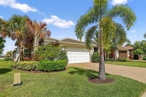 11650 SW Moon River Way, Port Saint Lucie, FL 34987 - MLS#R11117105