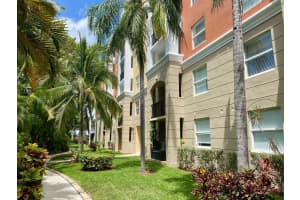 17125 N Bay Road Road 3310, Sunny Isles Beach, FL 33160 - MLS#R11117110