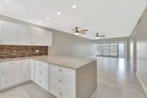 1131 Violet Terrace 104, Delray Beach, FL 33445 - MLS#R11117145