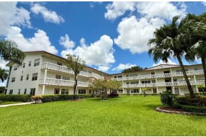 563 Fanshaw N, Boca Raton