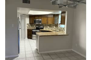 122 Weybridge Circle C, Royal Palm Beach, FL 33411 - MLS#R11117168