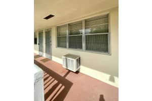 201 Canterbury I 201, West Palm Beach