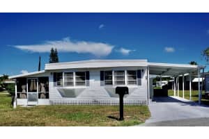 5 Ventura Lane, Port Saint Lucie, FL 34952 Sold 09/23/25