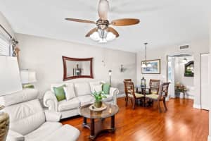 309 S Circle 202 Drive S 202, Boynton Beach, FL 33435 - MLS#R11117179