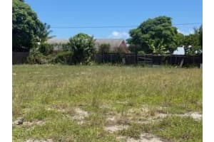 460 Ocean Parkway, Boynton Beach, FL 33435 Sold 10/01/25