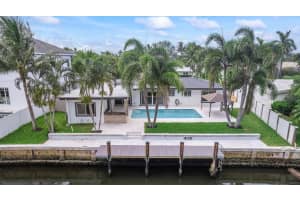 808 Ne 72nd Street, Boca Raton