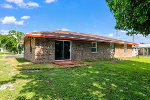 200 NW 10th Street, Belle Glade, FL 33430 - MLS#R11117232