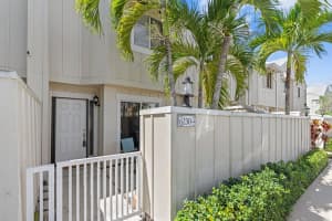 6230 Riverwalk Lane 4, Jupiter