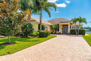 713 Yearling Trail, Sebastian, FL 32958 - MLS#R11117257