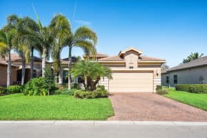 12546 Copper Mountain Pass, Boynton Beach, FL 33473 - MLS#R11117273
