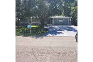 325 Nw Dearman Street, Port Saint Lucie