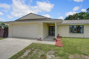 1601 SW Buffum Lane, Port Saint Lucie, FL 34984 - MLS#R11117325