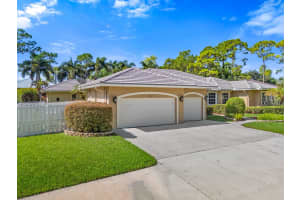 8732 Rodeo Drive, Lake Worth, FL 33467 - MLS#R11117329