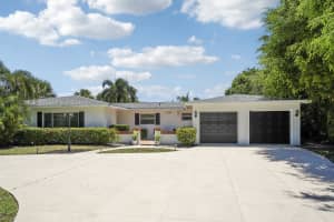 335 Country Club Drive, Tequesta