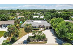 335 Country Club Drive, Tequesta, FL 33469 - MLS#R11117340