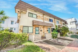 300 80th Street, Miami Beach, FL 33141 - MLS#R11117388
