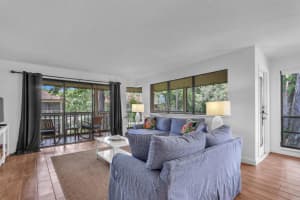 632 Brackenwood Cove, Palm Beach Gardens, FL 33418 - MLS#R11117389