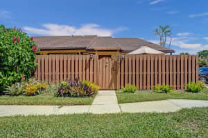 264 Springdale Circle, Palm Springs