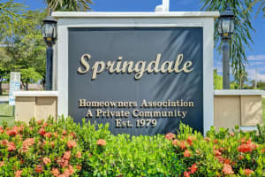 264 Springdale Circle, Palm Springs, FL 33461 - MLS#R11117395
