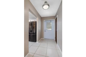 2950 SE Ocean Boulevard 53-3, Stuart, FL 34996 - MLS#R11117417
