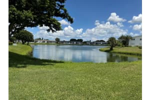 130 Chatham F, West Palm Beach, FL 33417 Sold 10/15/25