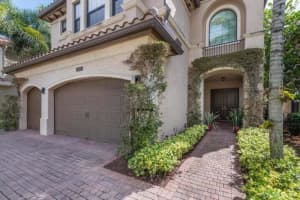 16806 Bridge Crossing Circle, Delray Beach, FL 33446 - MLS#R11117448