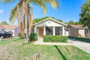 1135 Freshwater Lakes Drive, West Palm Beach, FL 33401 Sold 10/20/25