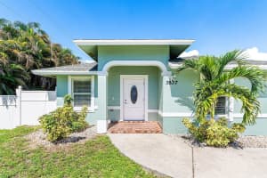 3837 Riedel Avenue, Palm Springs, FL 33461 - MLS#R11117453
