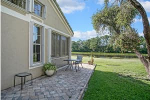 1687 SW Harbour Isles 6 Circle 6, Port Saint Lucie, FL 34986 - MLS#R11117457