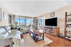 1 Harbourside Drive, Delray Beach, FL 33483 - MLS#R11117468