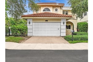 3555 Forest View Circle, Dania Beach