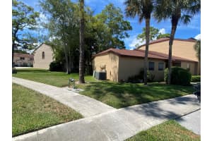 1001 Lakeview Circle 1001, Royal Palm Beach, FL 33411 - MLS#R11117511