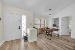 6558 SE Roanoke Court, Hobe Sound, FL 33455 Sold 11/03/25