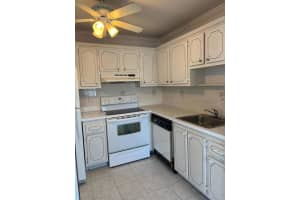 371 Flanders H 371, Delray Beach, FL 33484 - MLS#R11117544