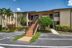 4696 Lucerne Lakes Boulevard 102, Lake Worth