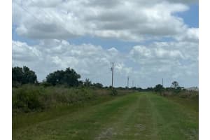 19092 NW 250th Street, Okeechobee, FL 34972 - MLS#R11117610