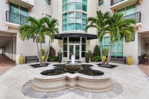 600 S Dixie Hwy 735 Highway 735, West Palm Beach, FL 33401 - MLS#R11117642