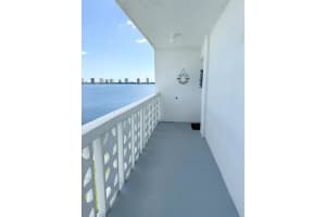 401 Lake Shore Drive 801, Lake Park, FL 33403 - MLS#R11117646