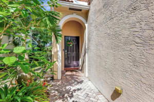 9205 Villa Palma Lane, Palm Beach Gardens, FL 33418 - MLS#R11117663