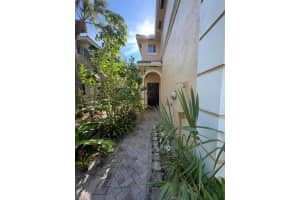 9205 Villa Palma Lane, Palm Beach Gardens, FL 33418 - MLS#R11117663