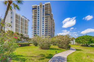 3400 Ocean 405 Drive, Riviera Beach, FL 33404 - MLS#R11117664