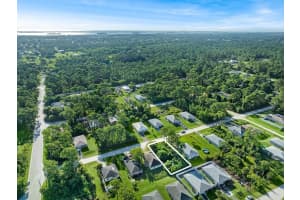 1145 10th Court SW, Vero Beach, FL 32962 - MLS#R11117688