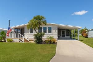 7268 SE Swan Avenue, Hobe Sound, FL 33455 Sold 12/09/25