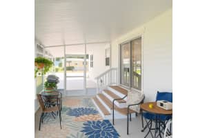7268 SE Swan Avenue, Hobe Sound, FL 33455 Sold 12/09/25